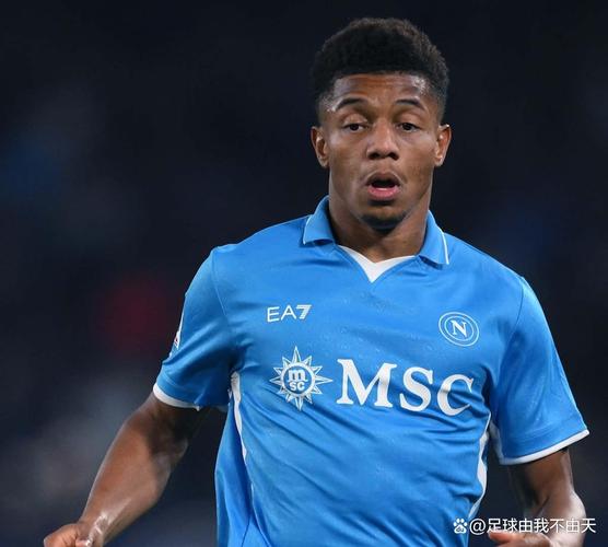 内雷斯双响，那不勒斯3比1暂回榜首